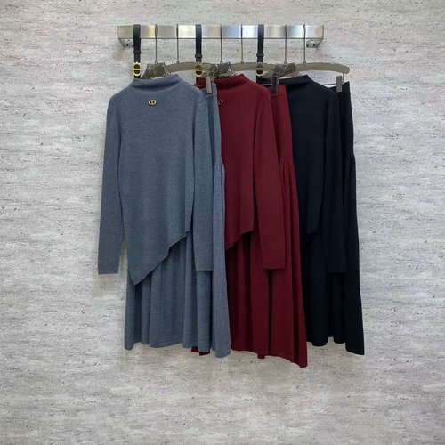 Dior Knitted Wool Set with Irregular Hem, Gray, Black & Wine Red