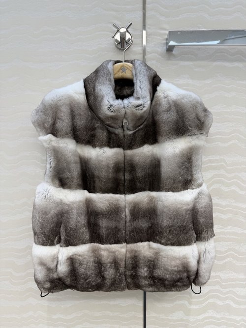 Dior Stylish Mink Vest with Natural Color and Adjustable Collar