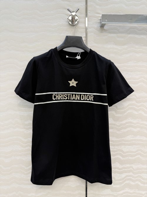 Dior Embroidered Letter Short-Sleeved T-Shirt, Sophisticated and Stylish