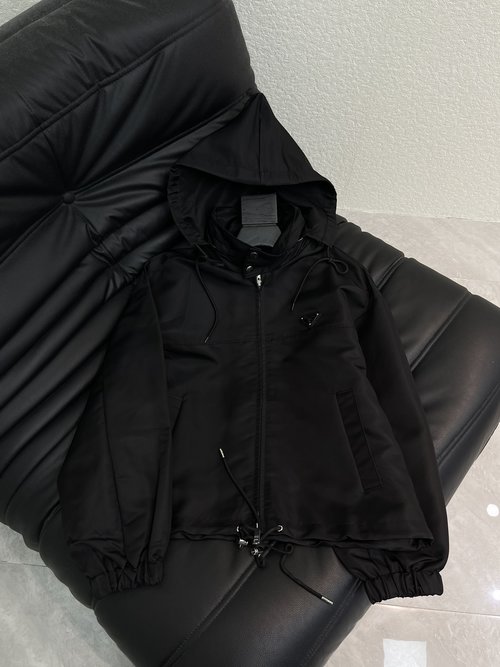 Prada Practical Detachable Hooded Drawstring Windbreaker with Metal Logo and Pockets