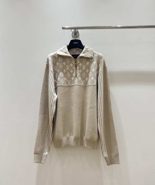 Louis Vuitton Autumn Knitted Long-Sleeve Sweater with Half-Zipper and Turn-Down Collar