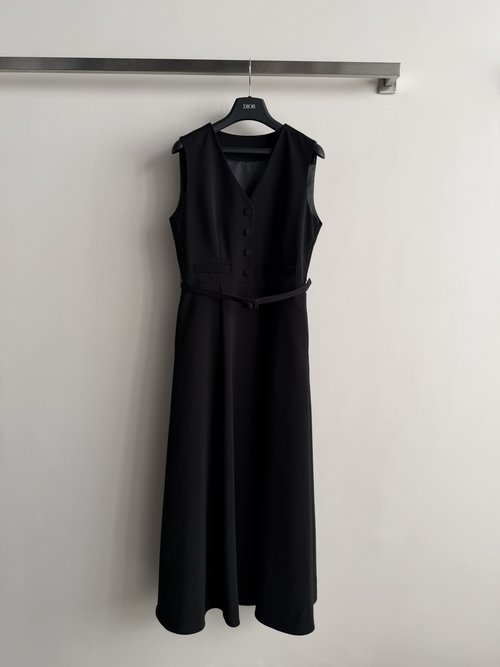 Dior French-Style V-Neck Sleeveless Dress for Formal Events