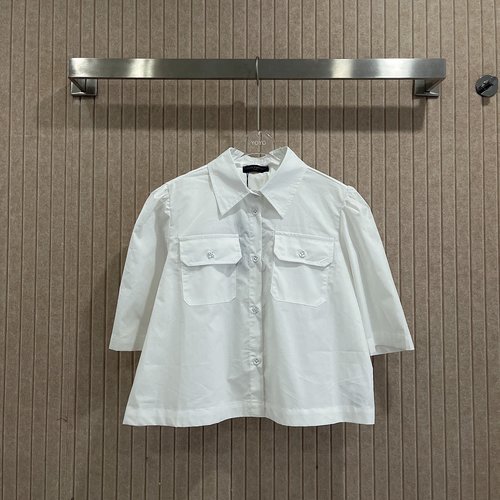 Louis Vuitton Classic Short-Sleeved Shirt with Elegant Buttons and Slimming Design