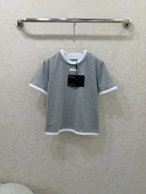Prada Round Neck Short-Sleeved T-Shirt with Triangular Fabric Logo