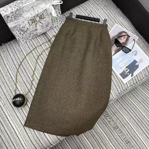Dior Felted Tweed Skirt with Elegant Design