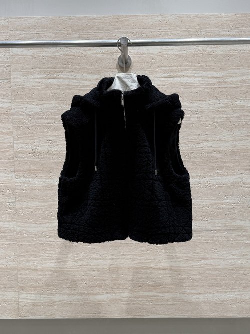 Dior Imported Fur Detachable Hooded Vest, Fashionable and Practical