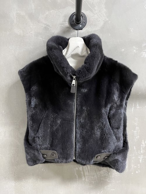 Louis Vuitton Elegant Mink Vest, Imported Crown Velvet Mink, Simple Style