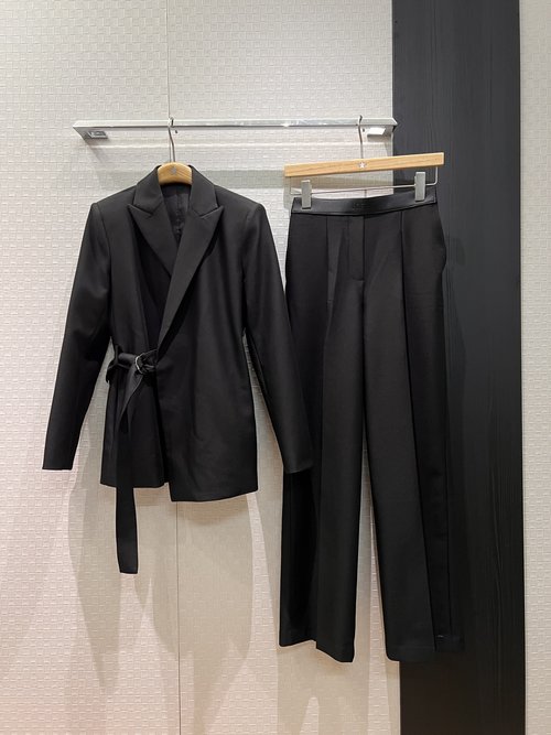 Loewe Asymmetrical Belted Minimalist Suit Jacket with Detachable Belt, Ideal for Commuting