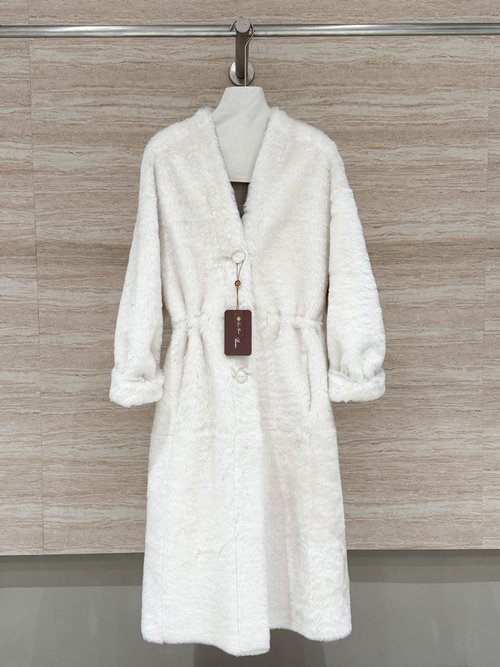 Loro Piana Imported Wool Fur Coat with V - Neck, Stylish and Cozy