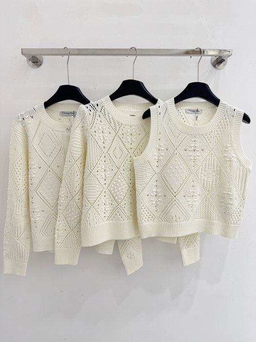 Dior Hollow Knit Pullover with Diamond Dot Pattern