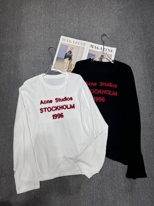 Dior Detailed Real Shot of Long-sleeve Top