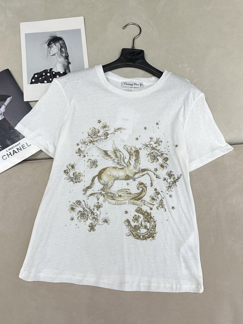 Dior Exclusive Golden Pegasus Print T - shirt, Elegant Style