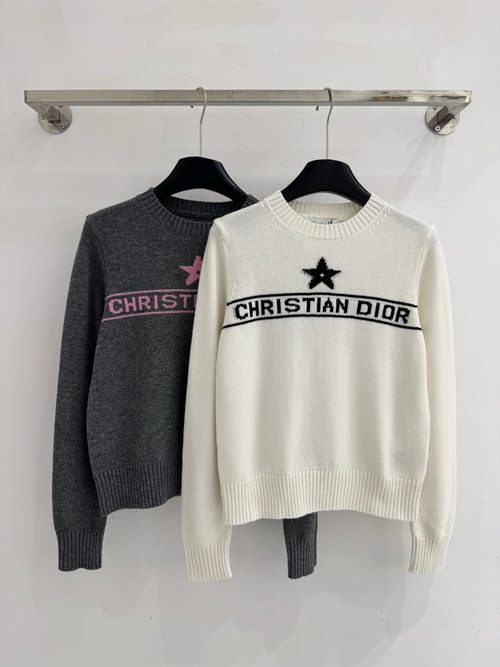 Dior Classic Round Neck Sweater with Pink Star and Letter Embroidery