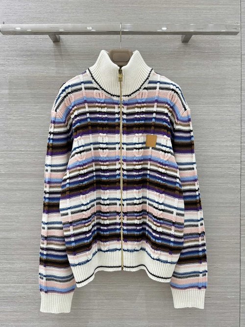 Louis Vuitton Exclusive Checked Knit Jacket, Stylish and Comfortable