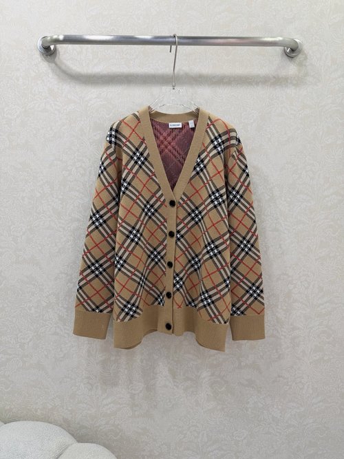 Burberry Slant Check V-Neck Knit Cardigan for Retro Look