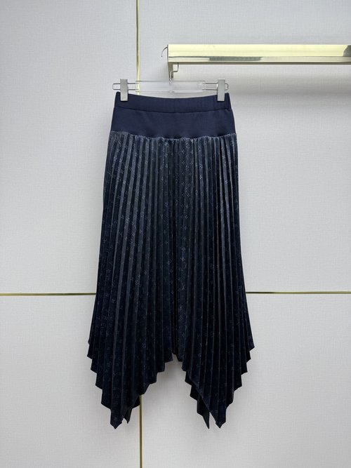 Louis Vuitton Pleated Vintage Floral Skirt with Elastic Waistband