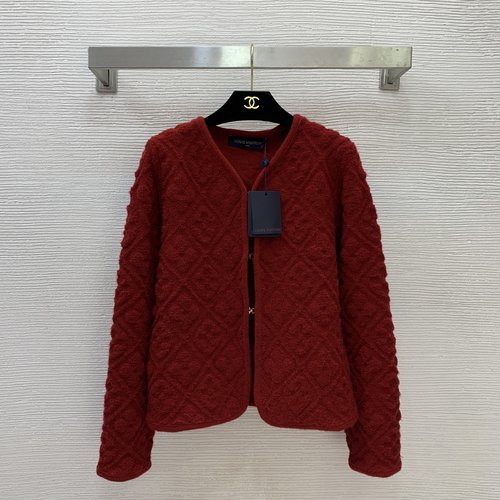 Louis Vuitton Fashionable Knit Open Cardigan with 3D Logo and Buckle