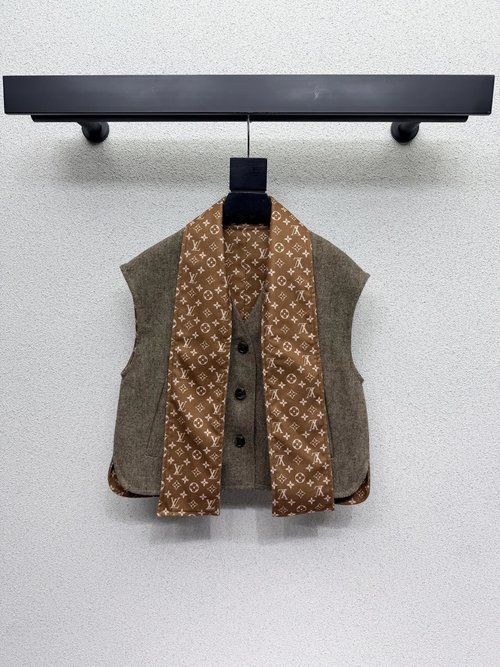 Louis Vuitton Woolen Scarf Vest, Smart for Daily Attire