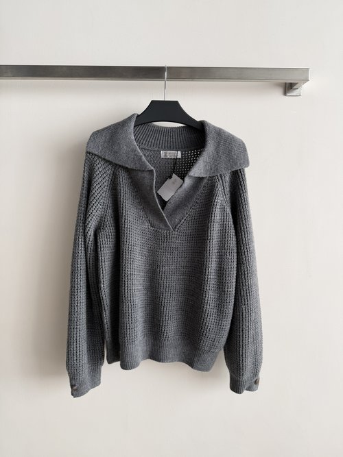 Loro Piana Soft Cashmere Turtleneck Sweater for Casual Wear