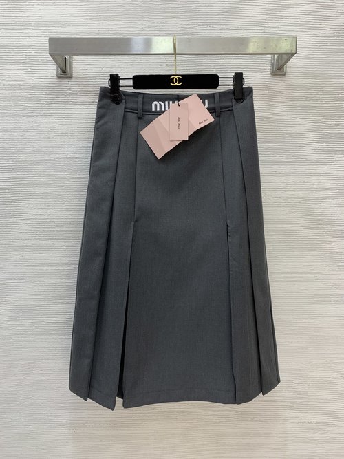 Miu Miu Fashionable Mid-Length Skirt with Waist Logo & Side Buttons