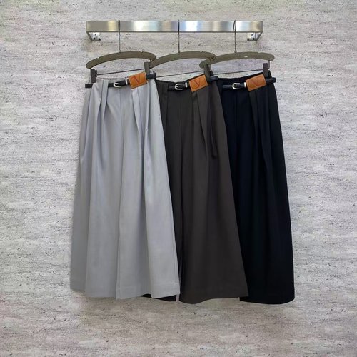 Valentino Stylish Wide-leg Trousers with Belt for Commute