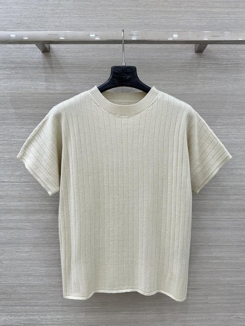Loro Piana High-Quality Drop-Shoulder Wool Sweater