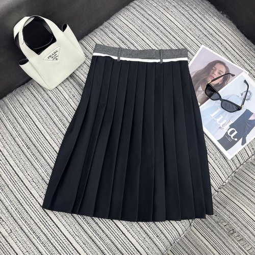 Prada Pra Contrast Waist-Folded Skirt with Letter Embellish