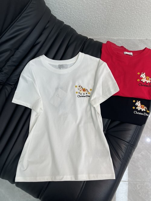 Dior Horse-embroidered Short-sleeved T-shirt with Good Luck Design