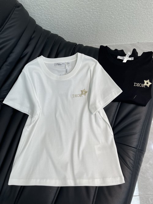 Dior CD Star Embroidered Short Sleeve T - Shirt in Minimalist Style