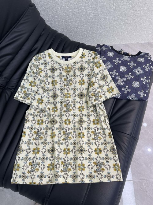 Louis Vuitton Retro Printed Short Sleeve T-Shirt | Off-White Navy Blue, Breathable Relaxed Fit Crew Neck