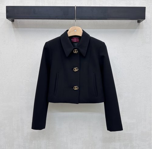 Gucci New Metal Logo Cropped Blazer for Work and Meetings