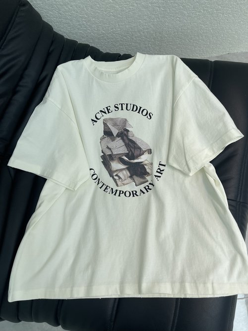 Dior Contemporary Art Print T-Shirt with Distressed Look