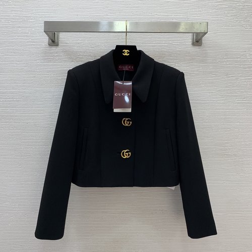 Gucci Stylish Short-Sleeve Collared Jacket with GG Buckle