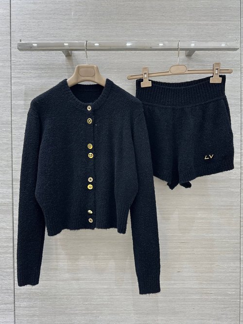 Louis Vuitton Exclusive New Year Teddy Lamb Wool Cardigan with Clover Button