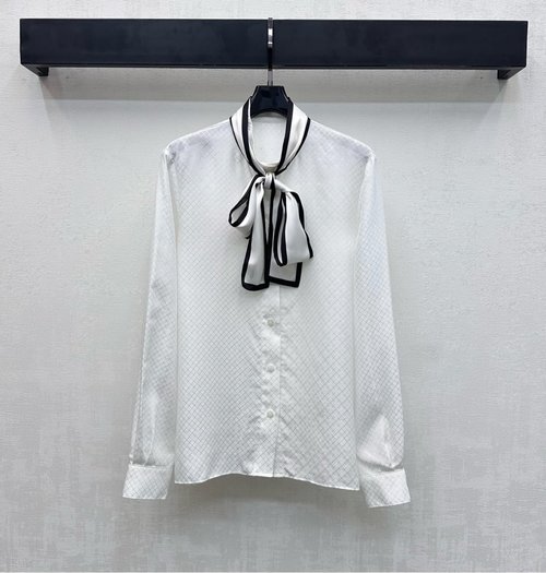 Chanel Tailored Jacquard Silk Shirt with Bow Tie and Unique Pattern