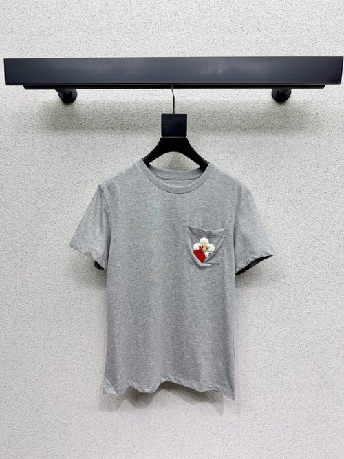 Louis Vuitton Grey Pocket Flower Short Sleeve T-Shirt in Red