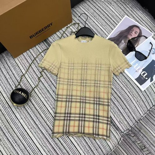 Burberry Checked Short - Sleeve Top