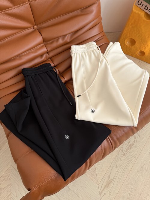Chanel Early Spring Double C Pattern Embroidered Pants