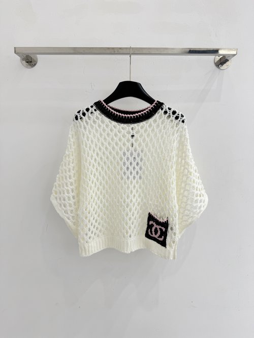 Chanel Cut-Out Breathable Loose-Fitting Batwing Knit Sweater