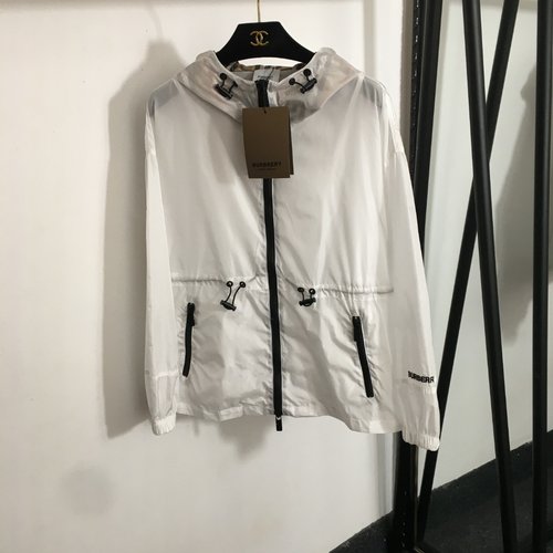 Burberry Drawstring Waist Checked Hooded Long Sleeve Windbreaker