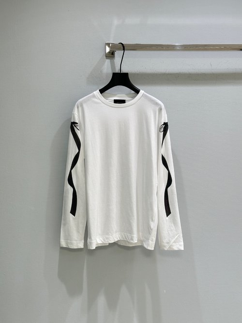 Chanel Loose Long-Sleeve T-Shirt with Satin Bow Print on Sleeve