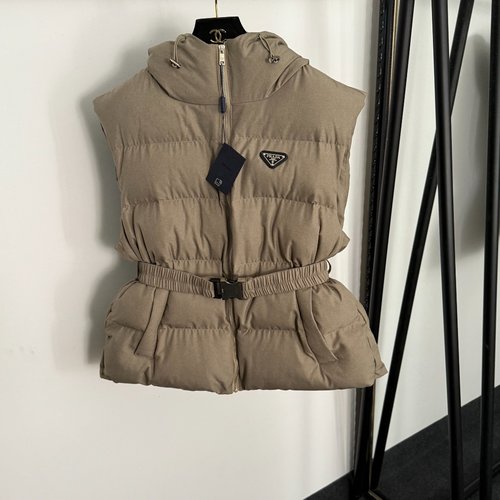 Prada Logo Triangle Buckle Waist-Contracted Sleeveless Hooded Vest