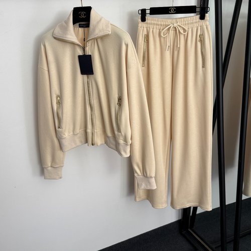 Louis Vuitton Monogram Logo Jacquard Zip Pocket Design Collar Long Sleeve Track Suit with Elastic Waist Pants