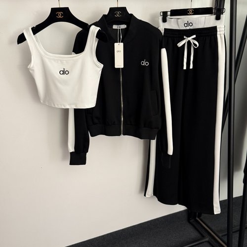 Loewe Simple Logo Embroidered Color-Block Long Sleeve Zip-Up Track Suit with Tank Top and High-Waisted Pants
