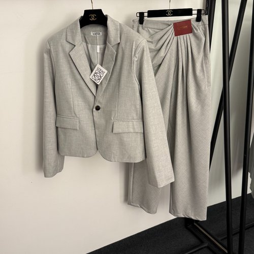 Loewe Logo-Embroidered Blazer and Waist-Trimmed Trousers Suit