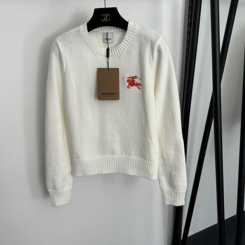 Burberry Pullover Long-sleeved Knit Sweater with Horse Rider Embroidery