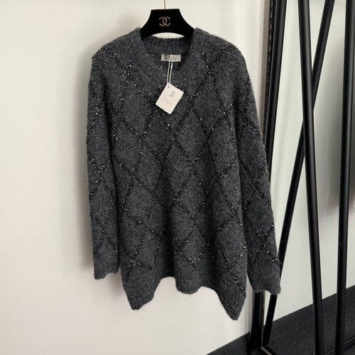 Loewe Diamond-Patterned Sequin-Embedded Long-Sleeved Knitted Sweater in Gray and Black