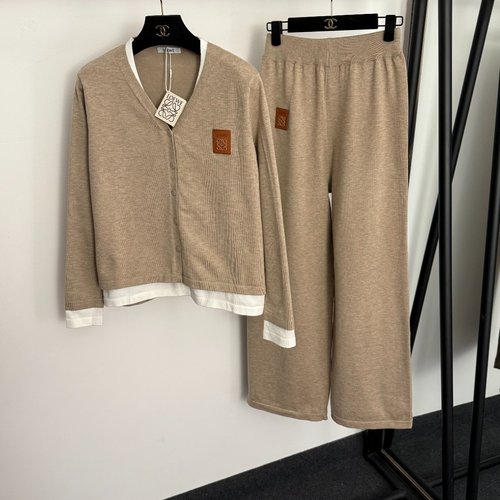 Loewe Logo-Appliquéd Knitted Two-Piece Set with V-Neck Cardigan