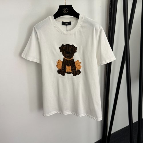 Fendi Cotton Short-Sleeve T-Shirt with Puppy Embroidery Patch in White and Black