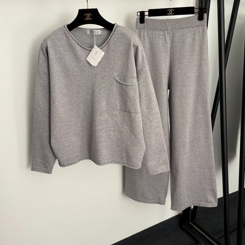 Loewe Beaded Decorated Knit Set with Round Neck Top and Pants in Gray and Khaki